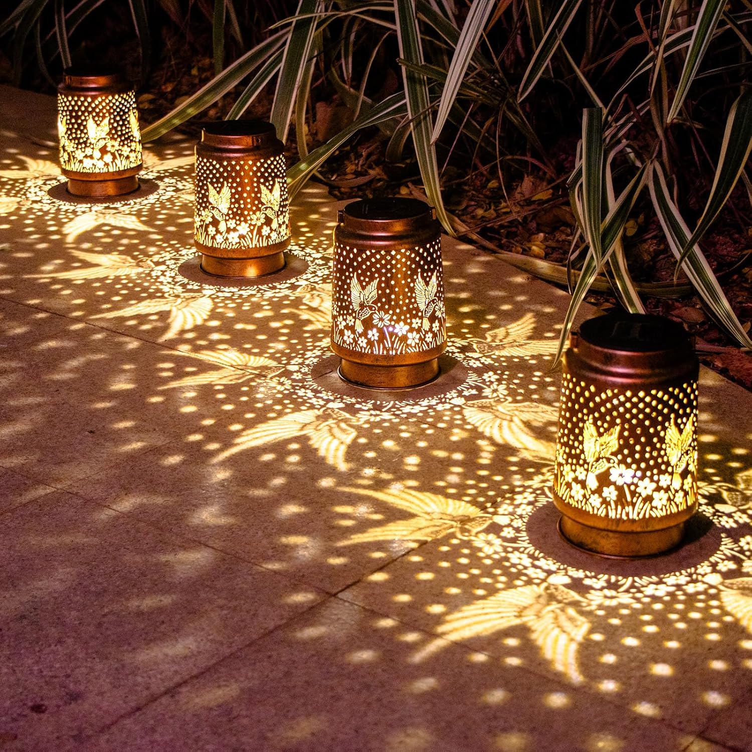 Charming Solar Hummingbird Lantern